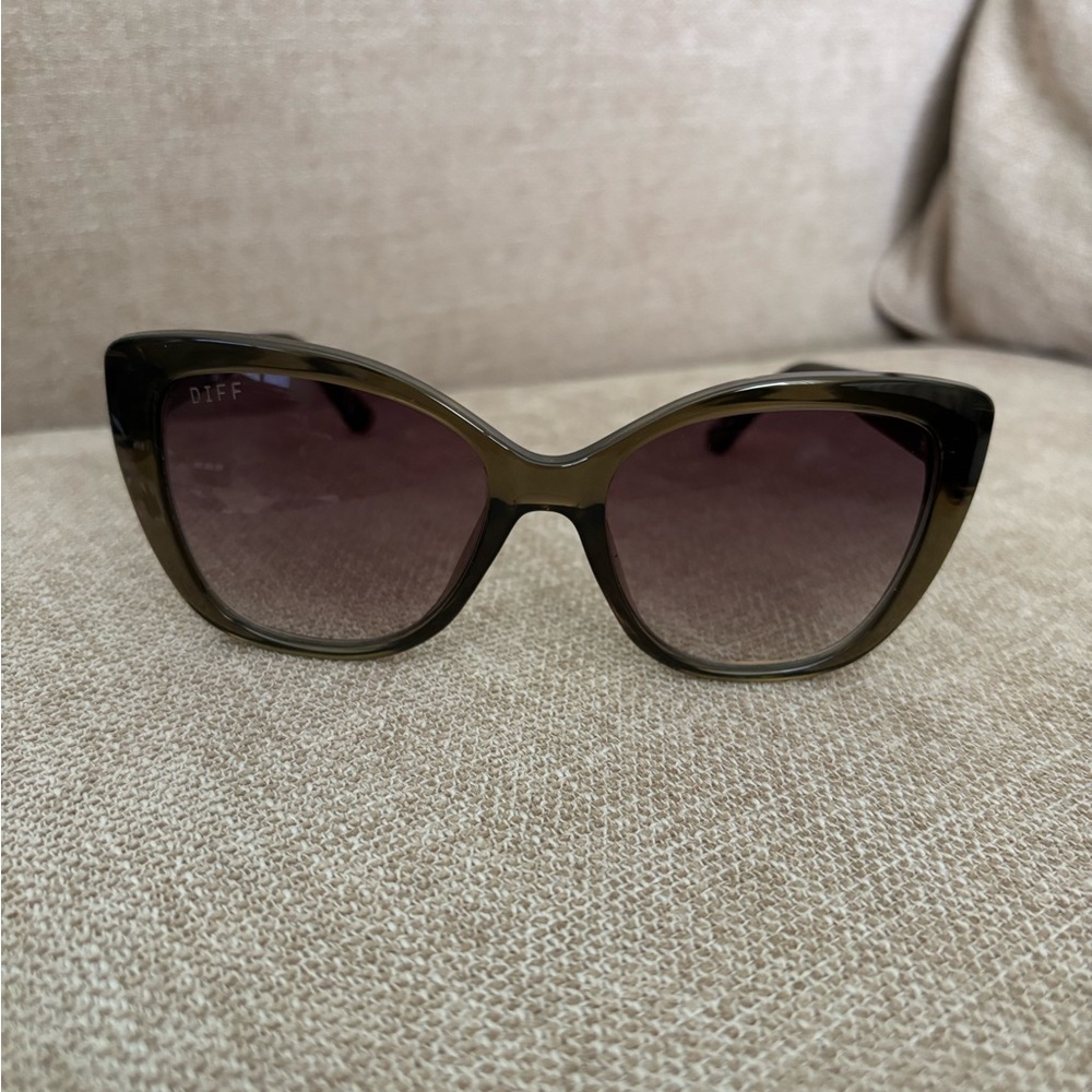 Diff Eyewear Cat-Eye Sunglasses